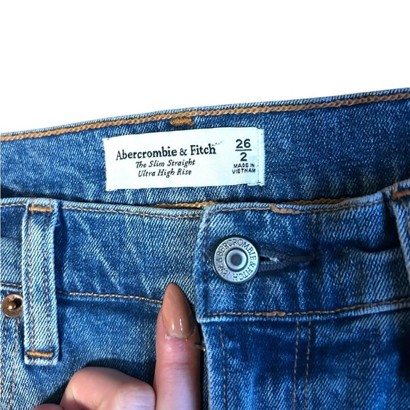 Abercrombie & Fitch The Slim Straight Ultra High Rise Jeans Medium Wash 26/2 - Picture 4 of 10